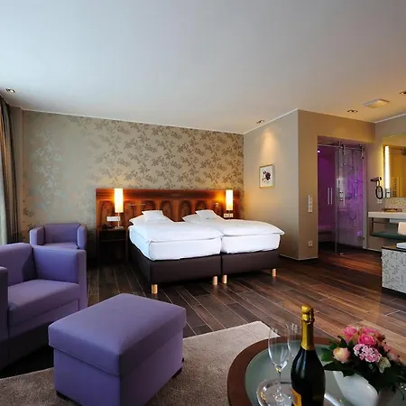 Lindenhof Отель 4*