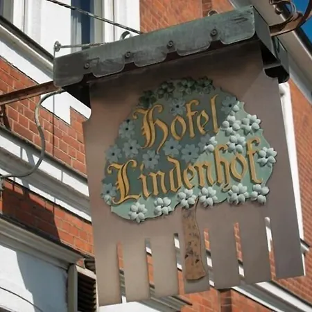 Отель Lindenhof 4*