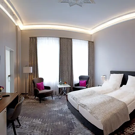 Отель Lindenhof