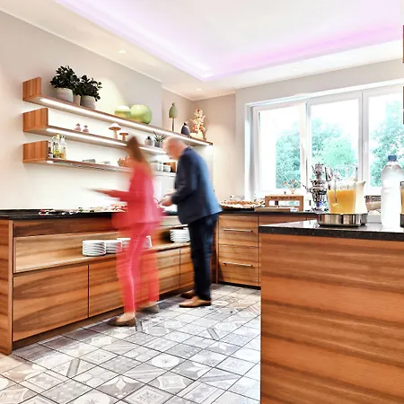 호텔 Lindenhof 4*