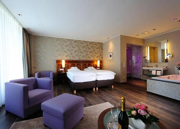 Lindenhof فندق 4*