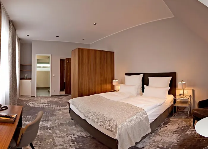 Lindenhof 4* إمستدن