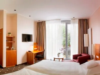 Lindenhof Hotel 4*