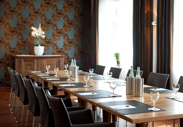 Lindenhof فندق 4*